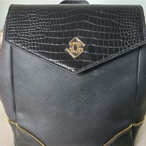 Black Glass Ladder Convertible Purse & Backpack